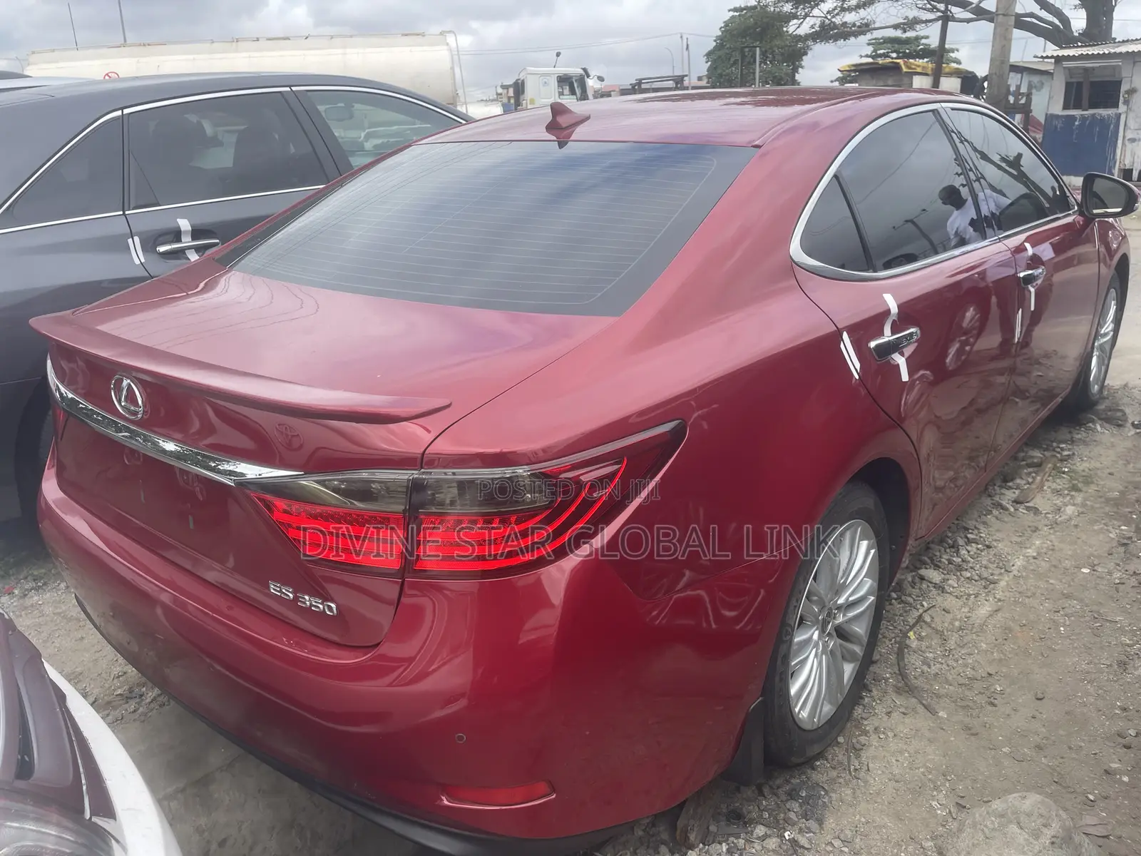 Lexus ES 2016 Red