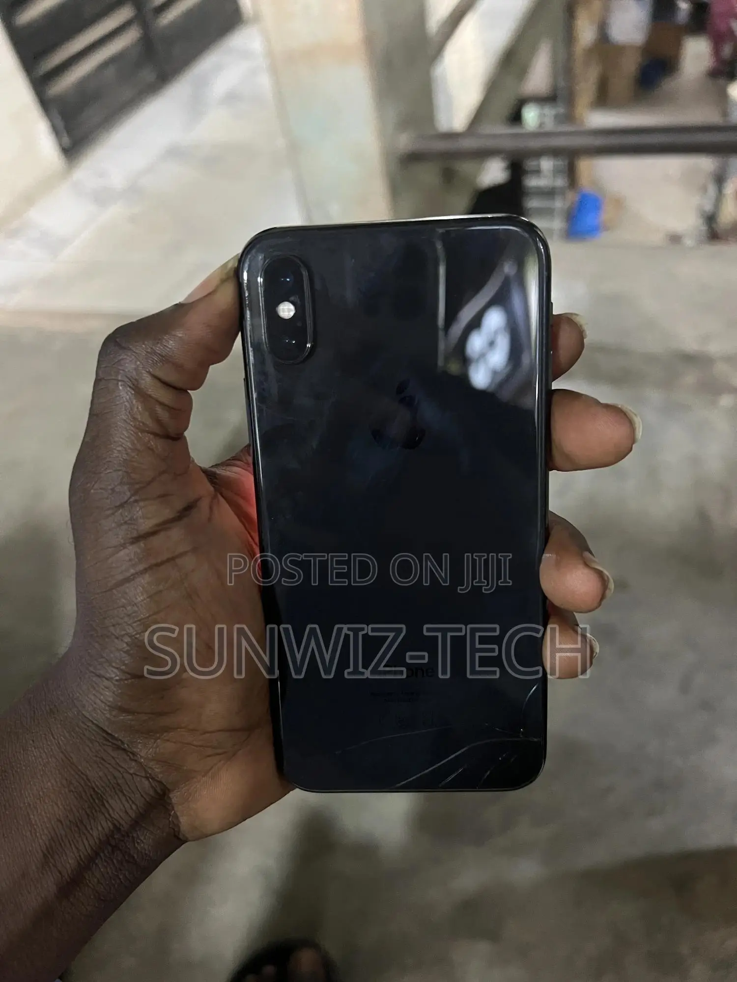 Apple iPhone XS 64 GB Black