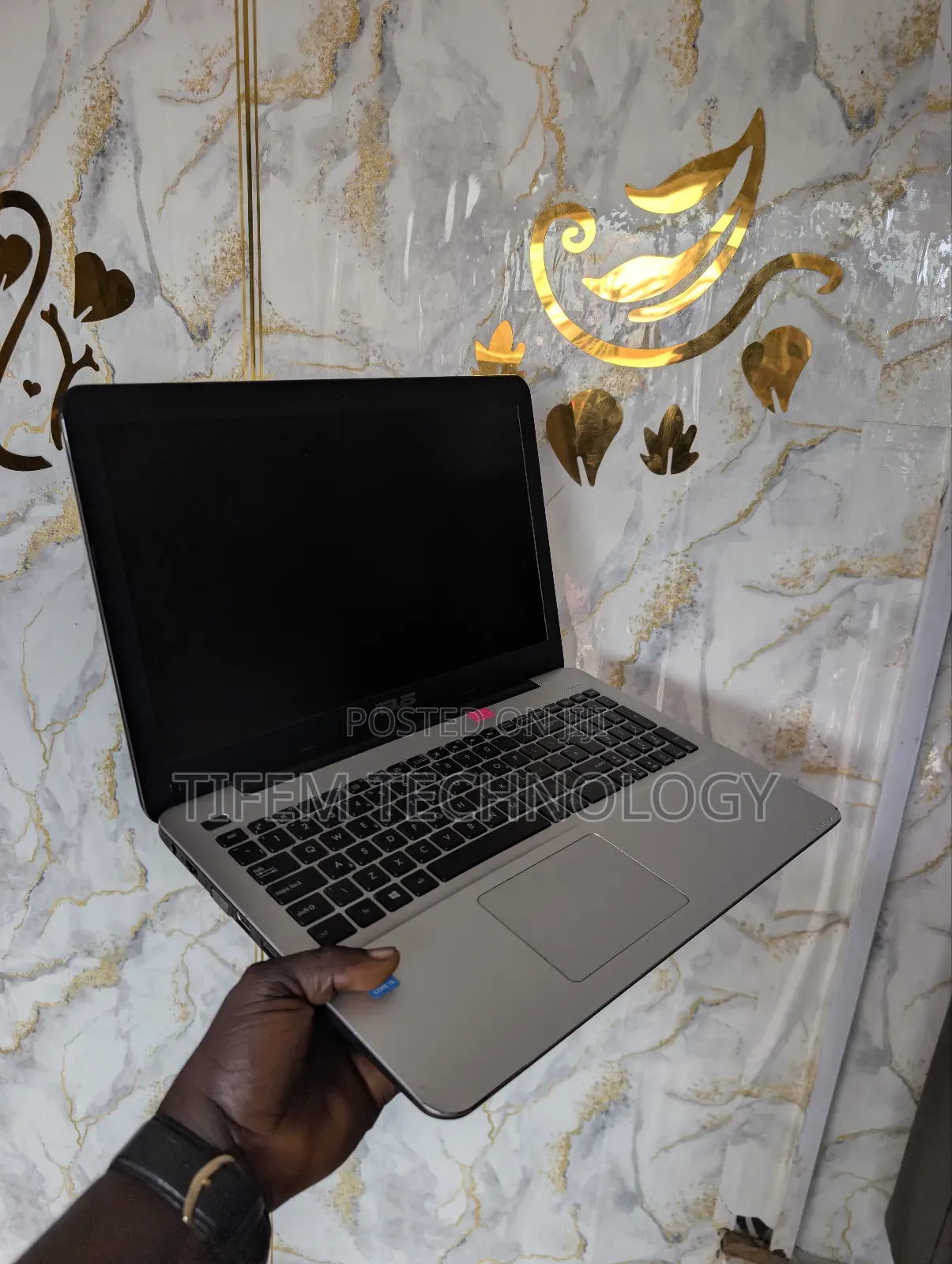 Laptop Asus X550CA 8GB Intel Core I5 HDD+SSD 500GB
