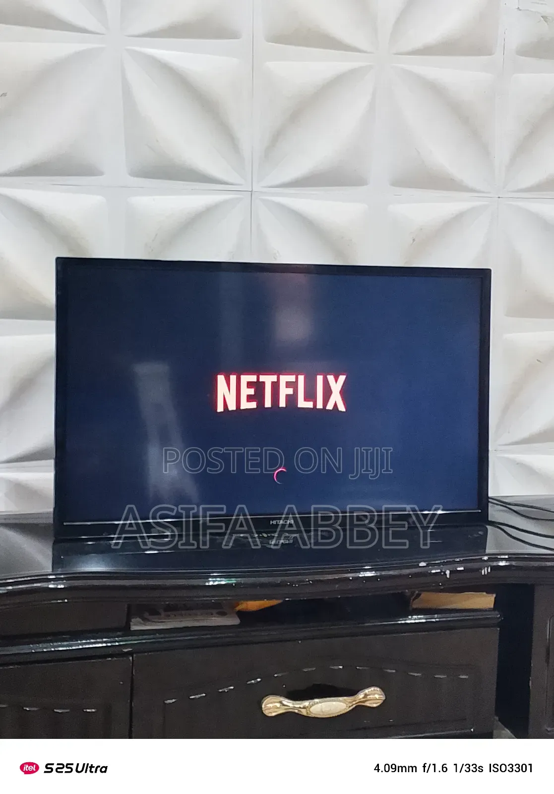 Hitachi 32 Inches Smart Tv