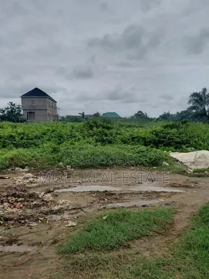 Distres Plot With Structure Adeniyi Jones Ikeja