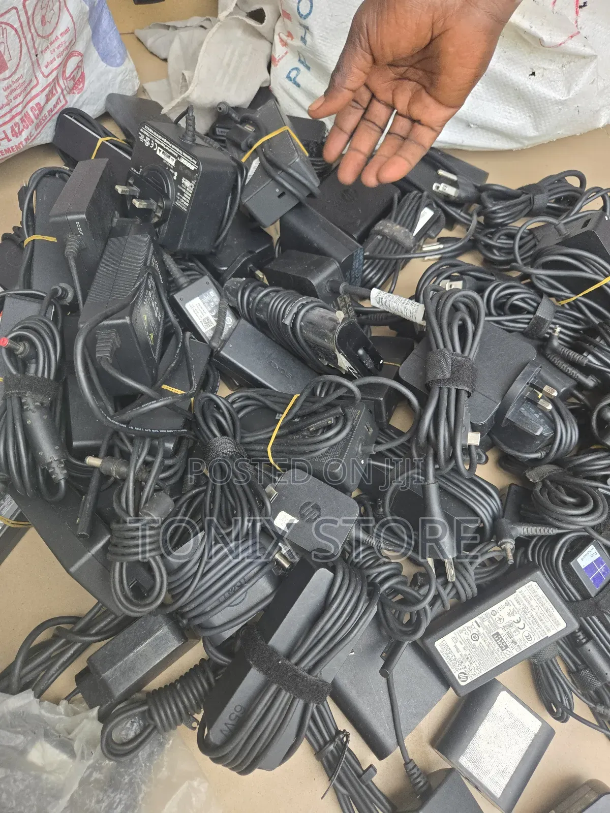 Original Laptop Chargers Replacement and Servicing