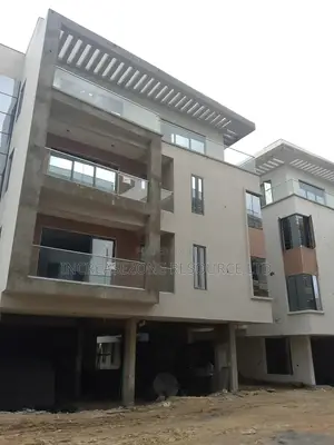4bdrm Maisonette in Halcyon Court, Adeniyi Jones for sale