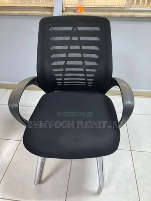 High Quality C-Leg Visitors Chair