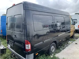 Mercedes-Benz Sprinter 2005