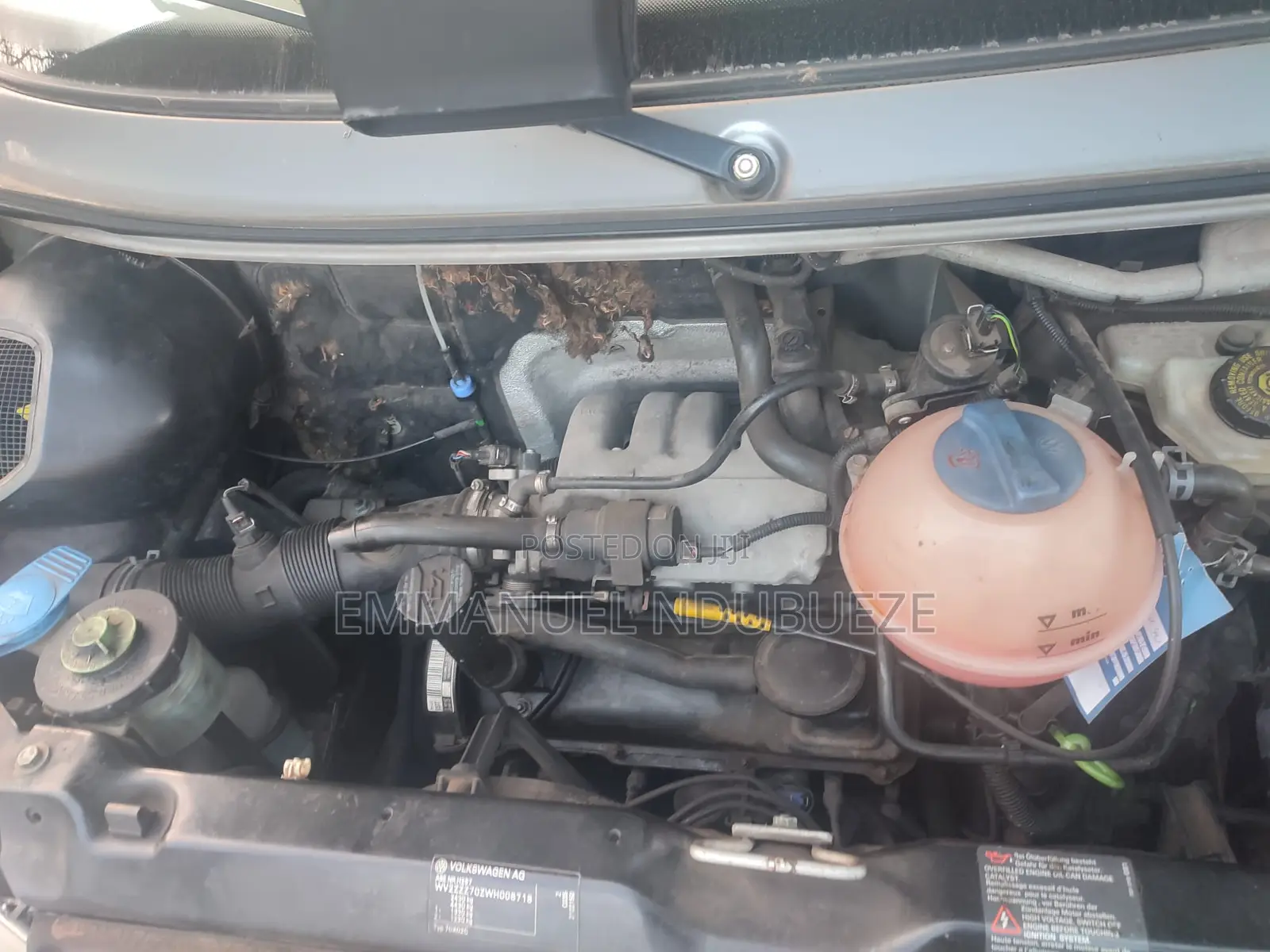 Bus, Volkswagen 4cyclinder, Petrol Engine