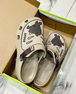 Original Yukon Crocs Slides