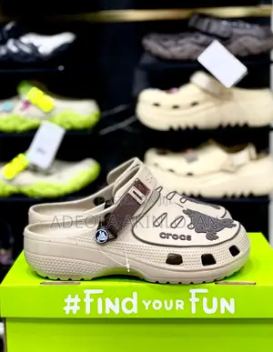 Original Yukon Crocs Slides