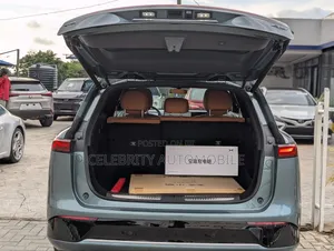 New XPeng G9 EV AWD 2025 Green