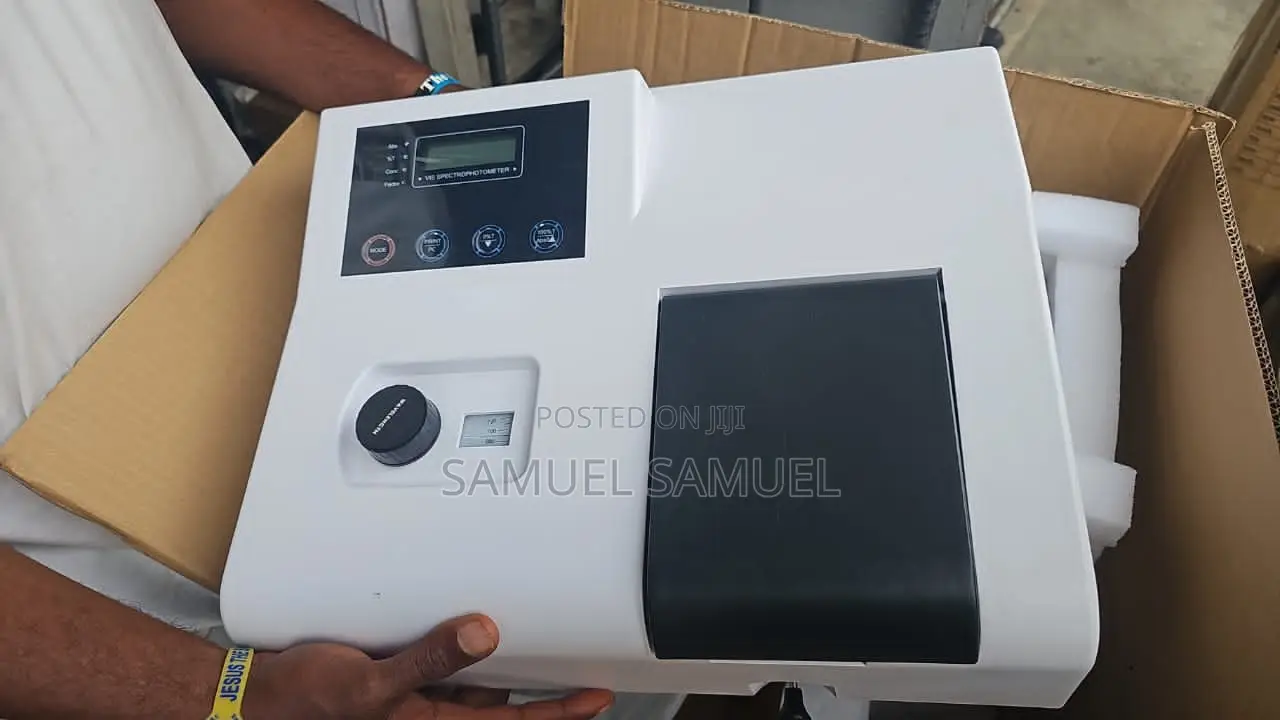 Vis (Model 721)Spectrometer