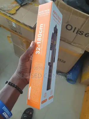 Brand New Auto Face Tracking Tripod Cl12 Cl12-P