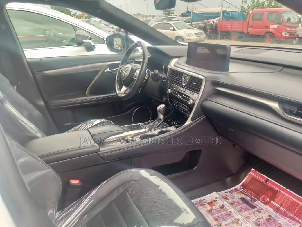 Lexus RX 350 2022 White