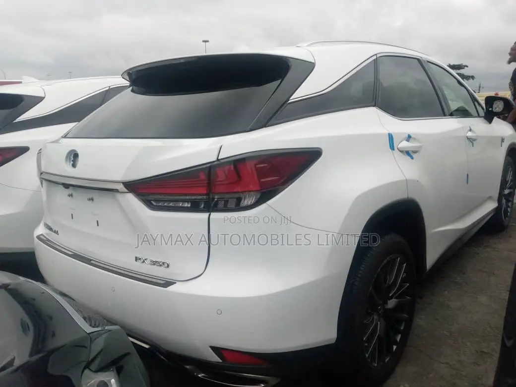 Lexus RX 350 2022 White