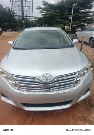 Toyota Venza 2010 Gray