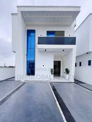5bdrm Duplex in Ikota for sale