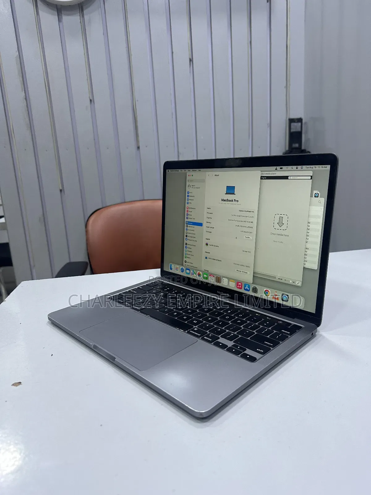 Laptop Apple MacBook Pro 2020 8GB Intel Core I5 SSD 256GB