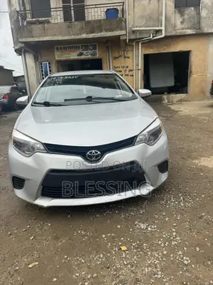 Toyota Corolla 2017 Silver