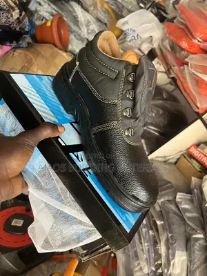 Armstrong Safety Boot