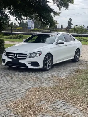 Mercedes-Benz E300 4Matic AWD Sedan (2.0L 4cyl 9A) 2017 White