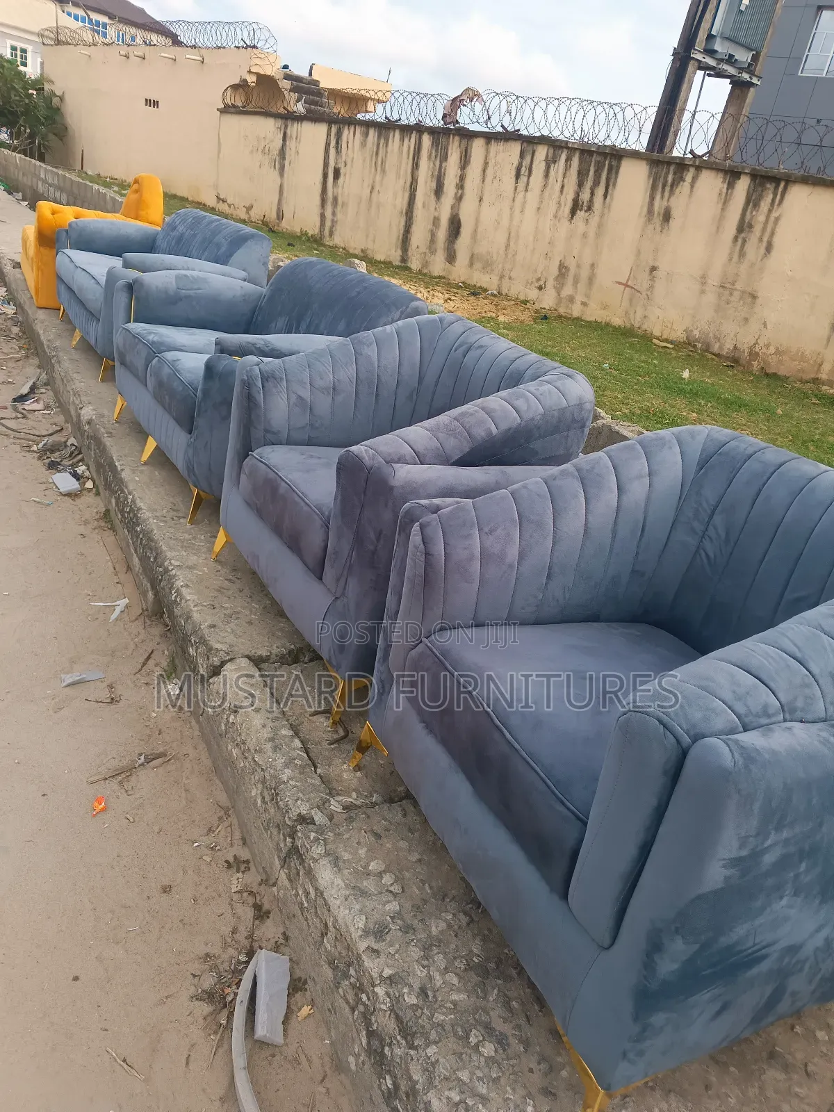 Quality Seven Seater Upholstery Chair