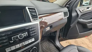 Mercedes-Benz M Class 2012 Black