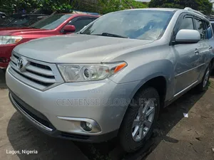 Toyota Highlander 2011 Silver