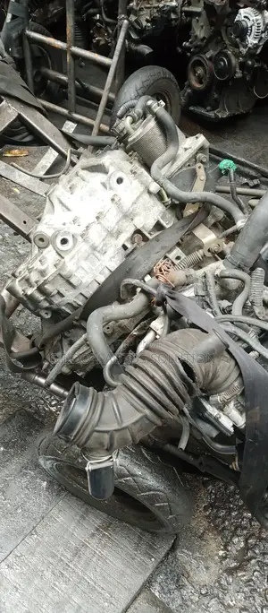 Nissan Qashqai, Sentra,Tiida,Versa 2008-2011 Engine and Gearbox