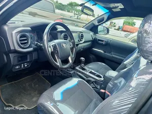 Toyota Tacoma 2019 Black