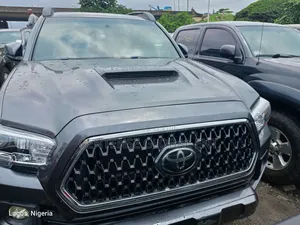 Toyota Tacoma 2019 Black