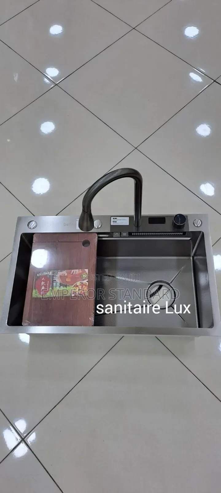 Luxury Buttons Kitchen Sink (Thermostatic)