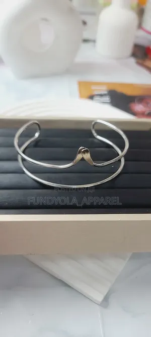 Silvery Beautiful Arm Bangle