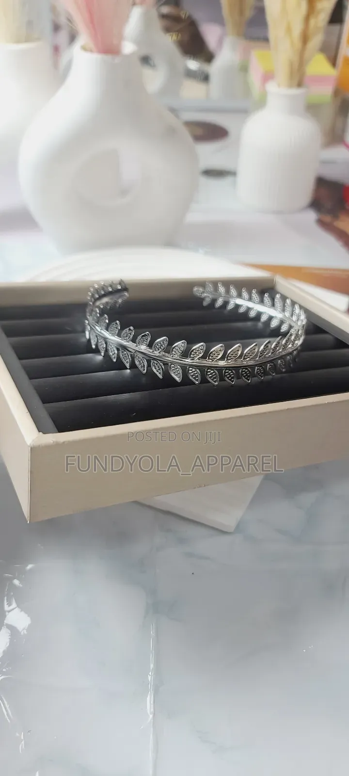 Silvery Beautiful Arm Bangle