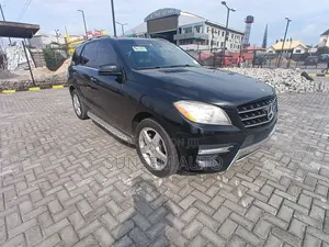 Mercedes-Benz M Class ML350 4MATIC 4dr SUV AWD (3.5L 6cyl 7A) 2014