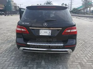 Mercedes-Benz M Class ML350 4MATIC 4dr SUV AWD (3.5L 6cyl 7A) 2014