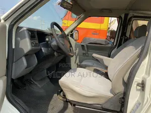 Volkswagen Transporter 2000 White