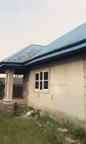 4bdrm Bungalow in Rukpokwu Eneka Road for sale