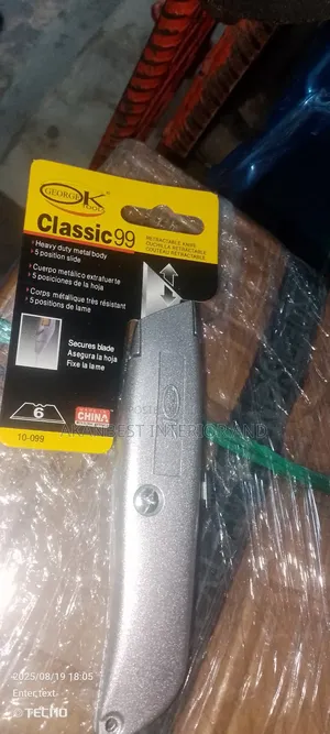 Carpet Knife