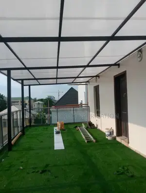 Front House Shade