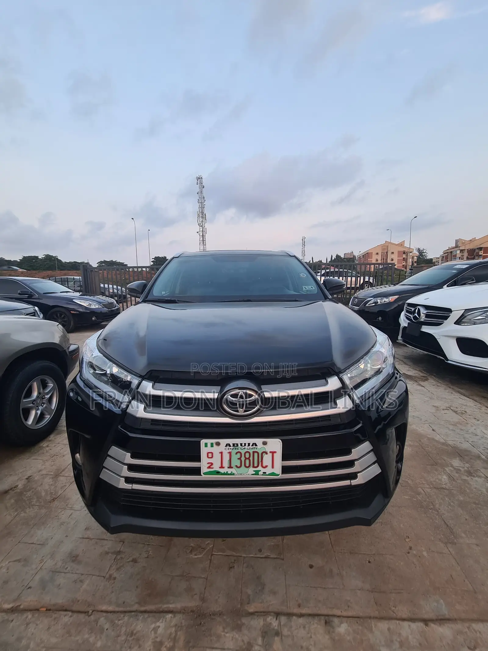 Toyota Highlander XLE V6 4x4 (3.5L 6cyl 6A) 2016 Black
