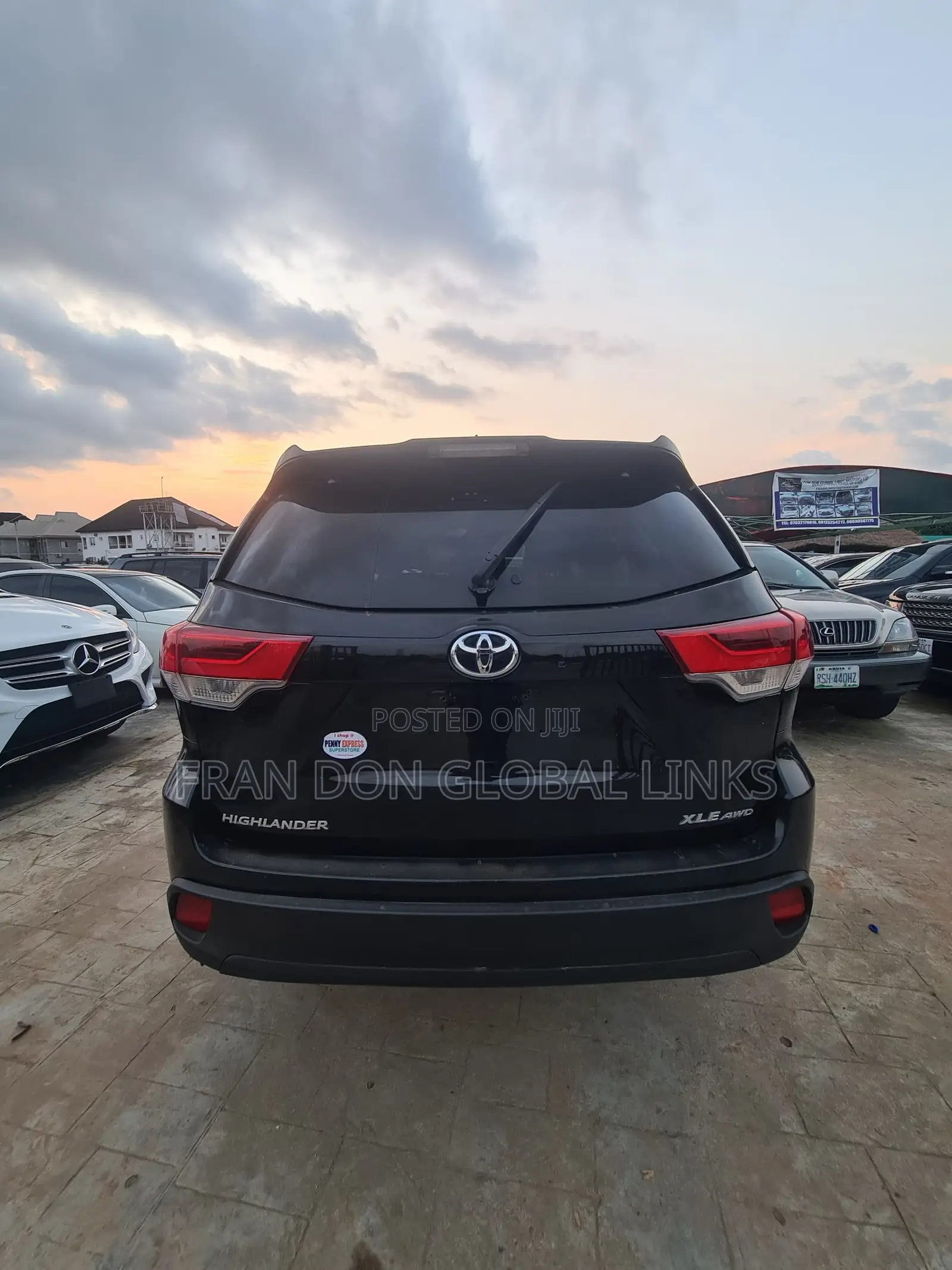 Toyota Highlander XLE V6 4x4 (3.5L 6cyl 6A) 2016 Black