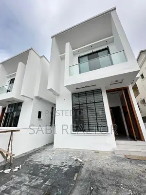 Furnished 5bdrm Duplex in Osapa for sale