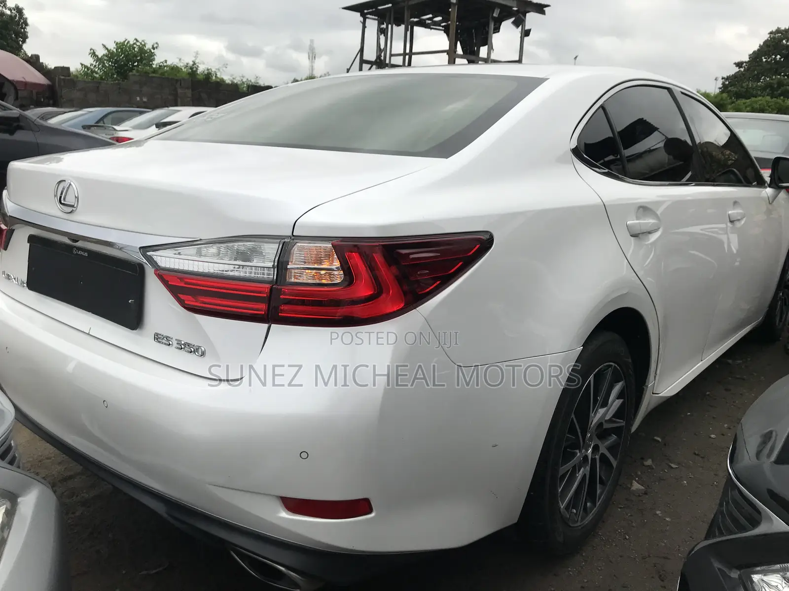 Lexus ES 2017 White