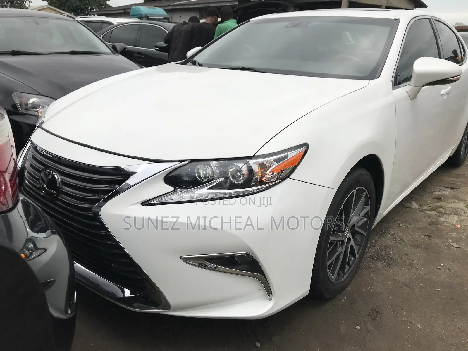 Lexus ES 2017 White