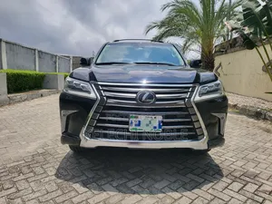Lexus LX 570 (5 seats) AWD 2018 Black