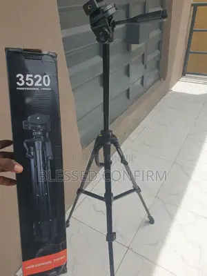 Professional Tripod Stand 3520
