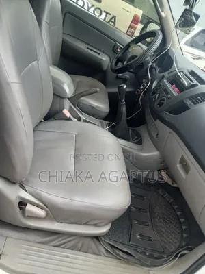 Toyota Hilux 2008 White