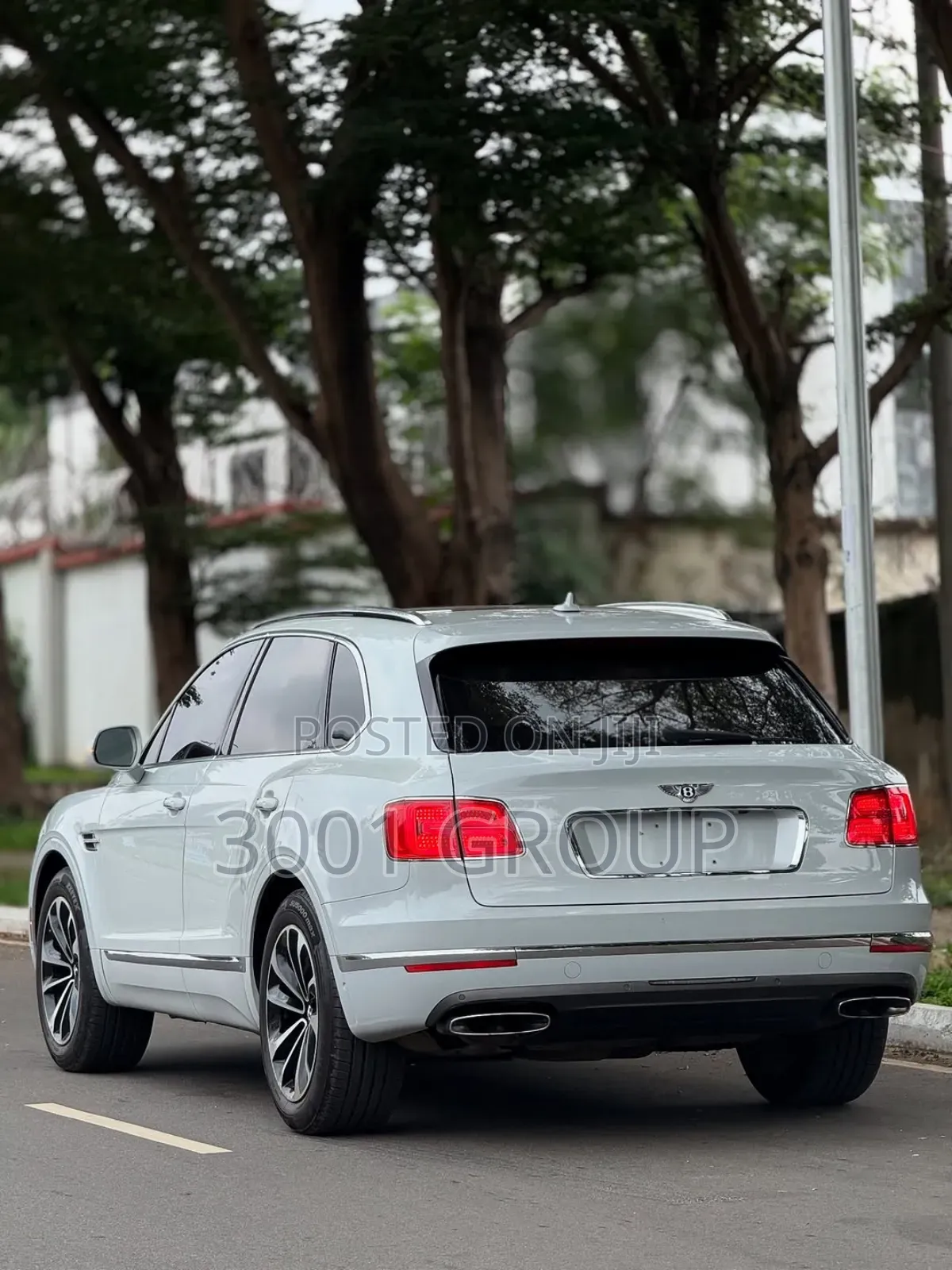 Bentley Bentayga W12 AWD 2017 White
