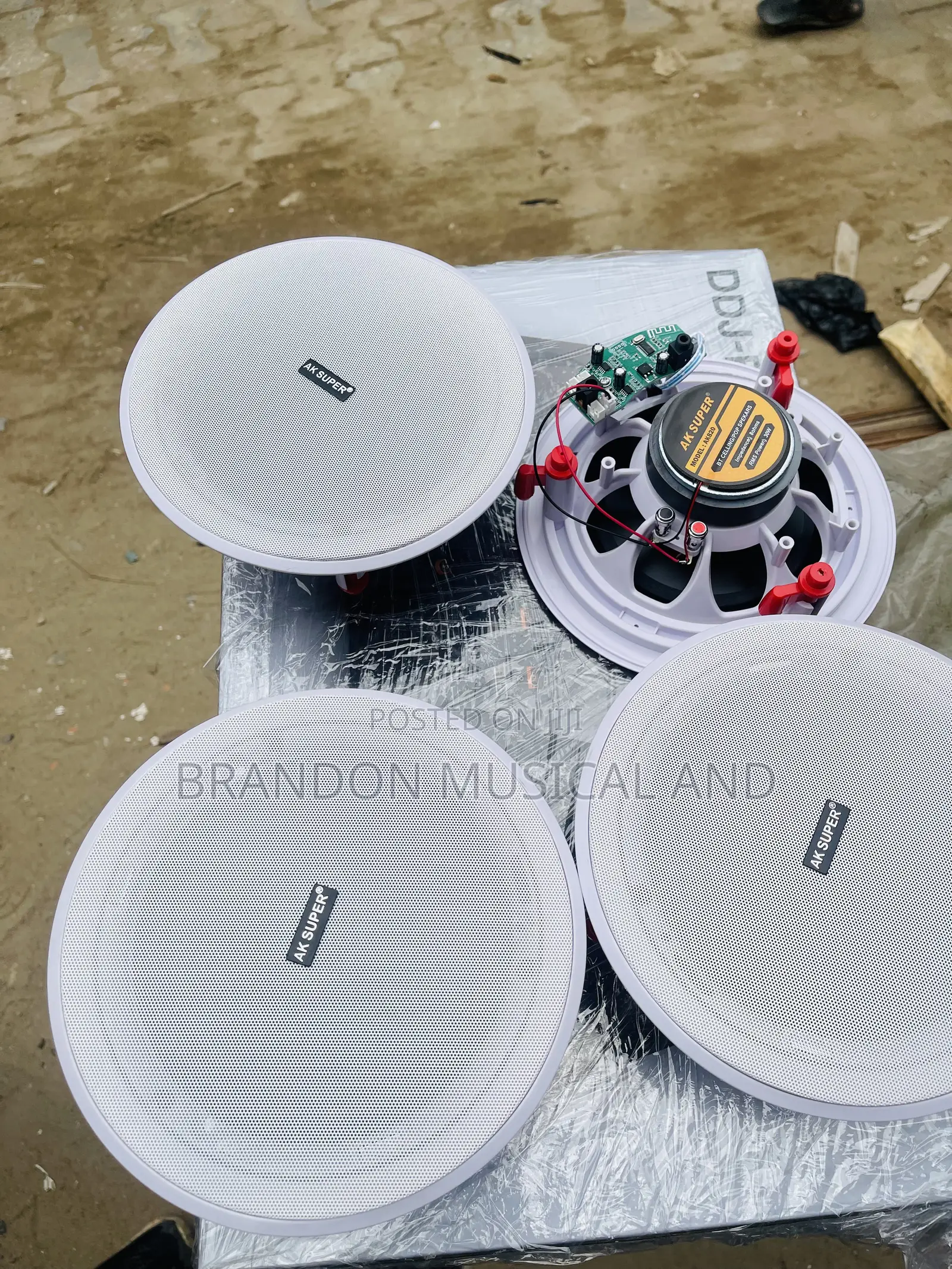 4 in One Bluetooth Ceiling Pop Speaker