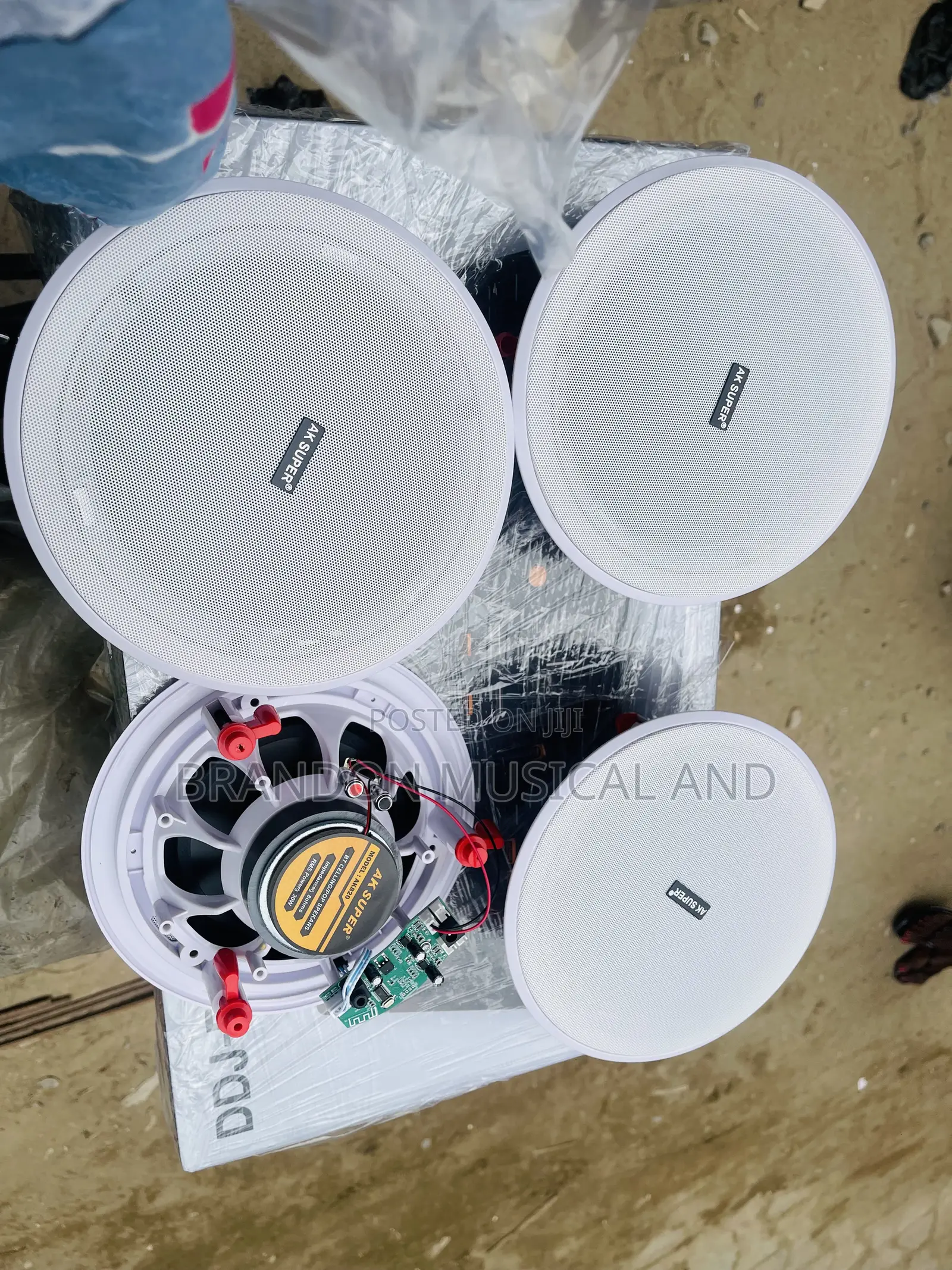 4 in One Bluetooth Ceiling Pop Speaker