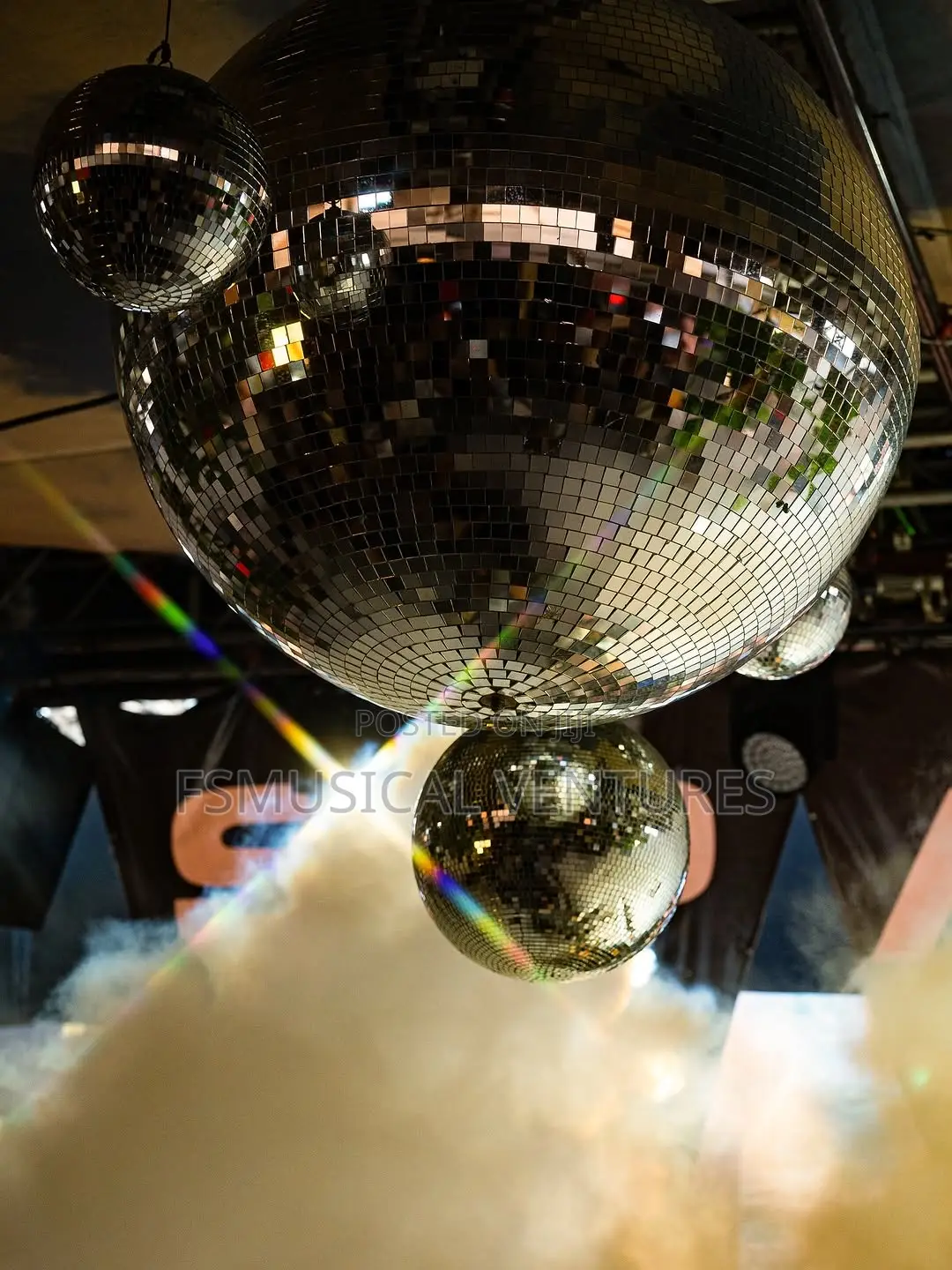 Disco Mirror Ball 40cm